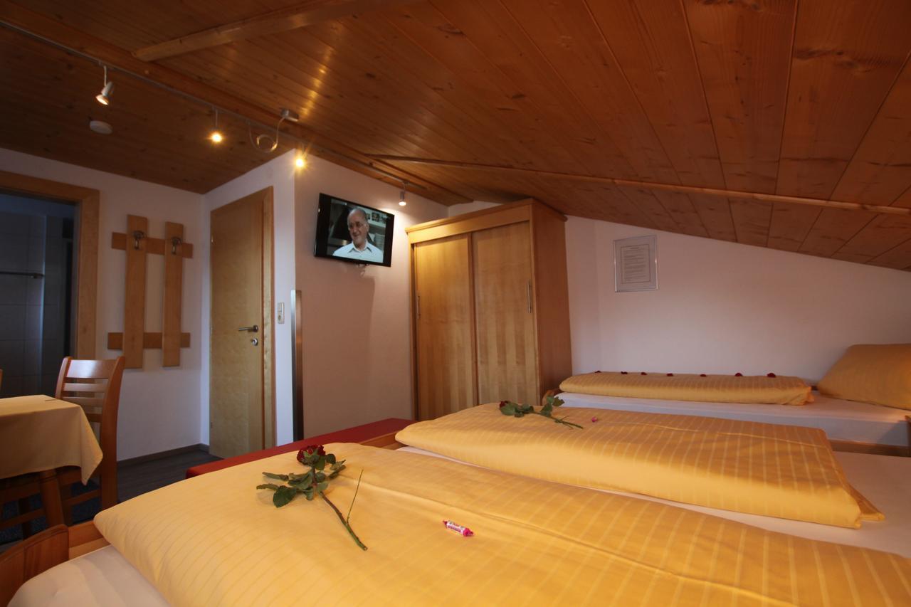 Gaestehaus Alpina Σανκτ Αντόν αμ Άλμπεργκ Εξωτερικό φωτογραφία