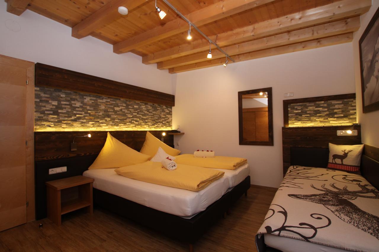 Gaestehaus Alpina Σανκτ Αντόν αμ Άλμπεργκ Εξωτερικό φωτογραφία