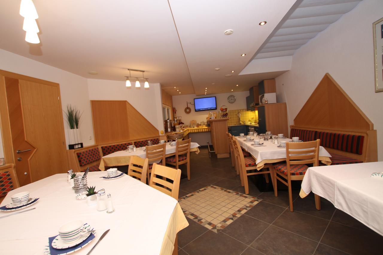 Gaestehaus Alpina Σανκτ Αντόν αμ Άλμπεργκ Εξωτερικό φωτογραφία