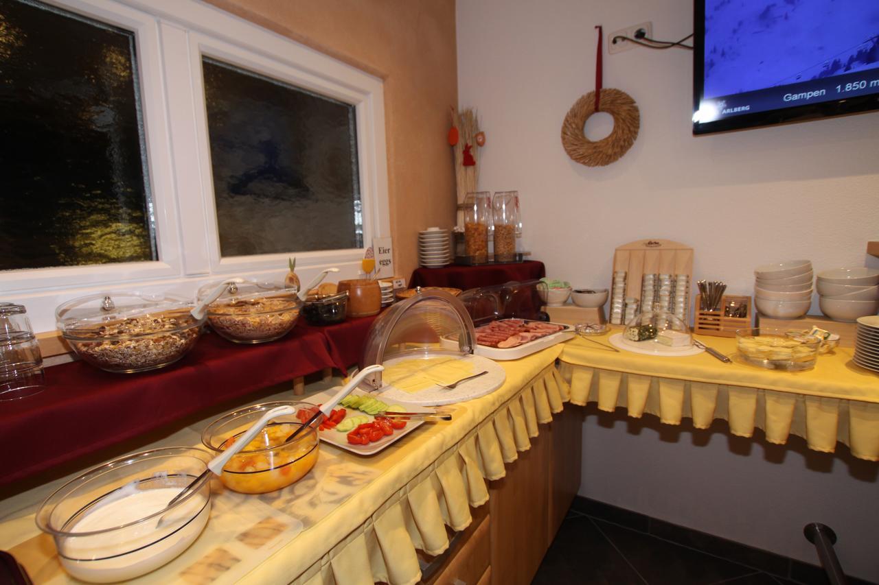 Gaestehaus Alpina Σανκτ Αντόν αμ Άλμπεργκ Εξωτερικό φωτογραφία